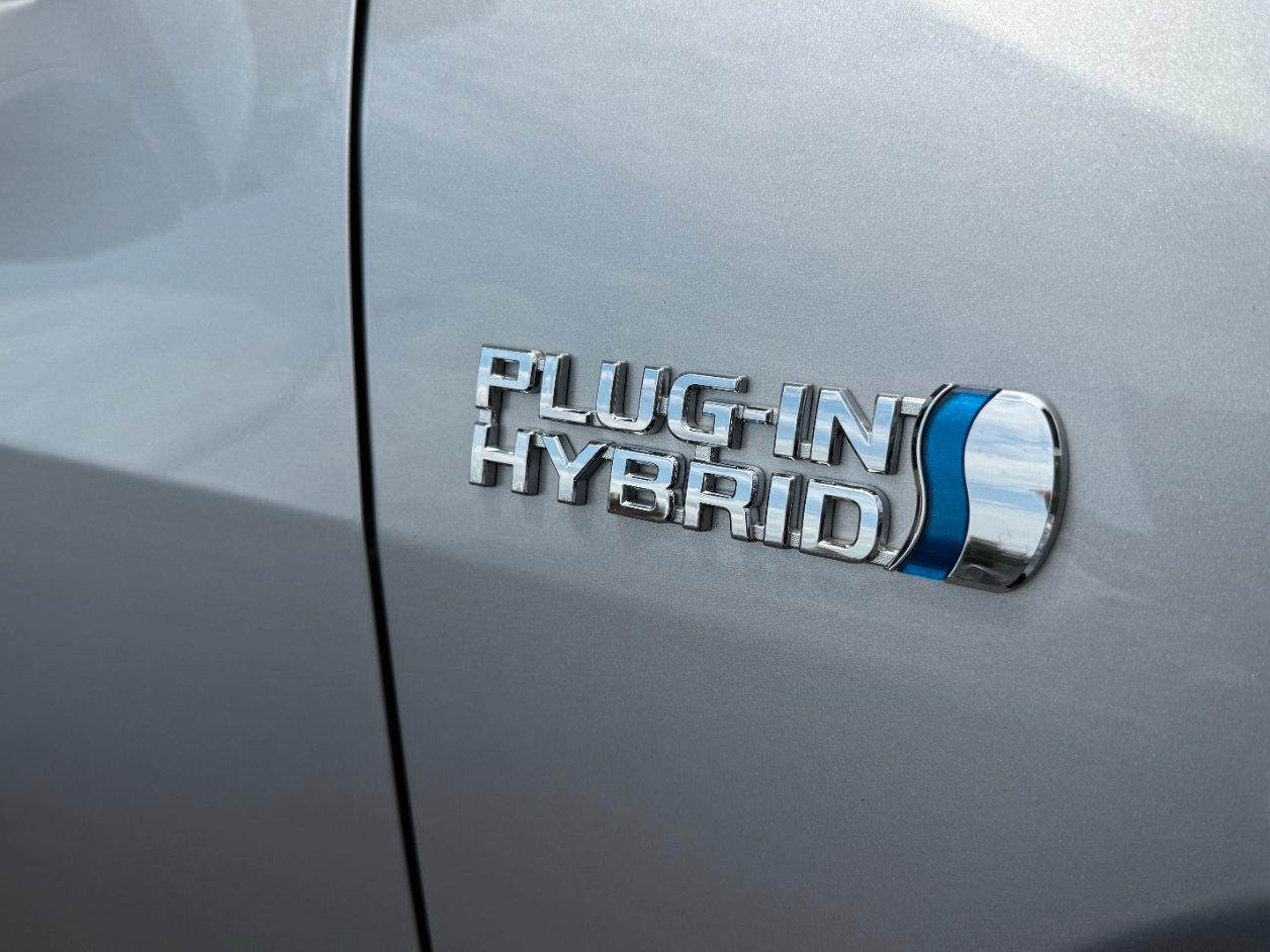 Suzuki Across 2.5 phev Top 4wd e-cvt