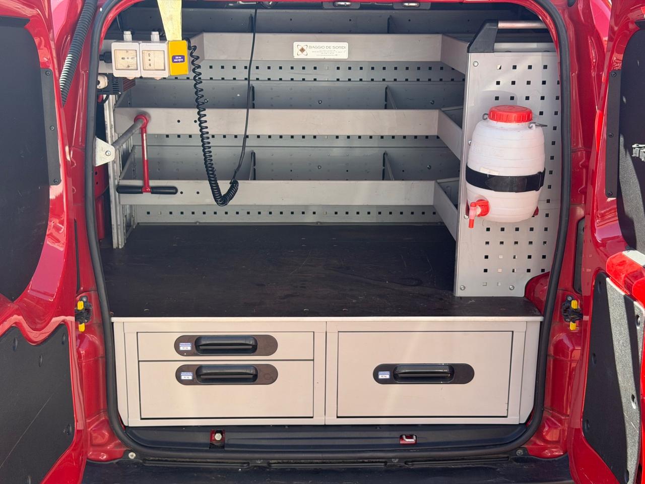 Fiat Fiorino 1.3 MJT 95CV Cargo Adventure