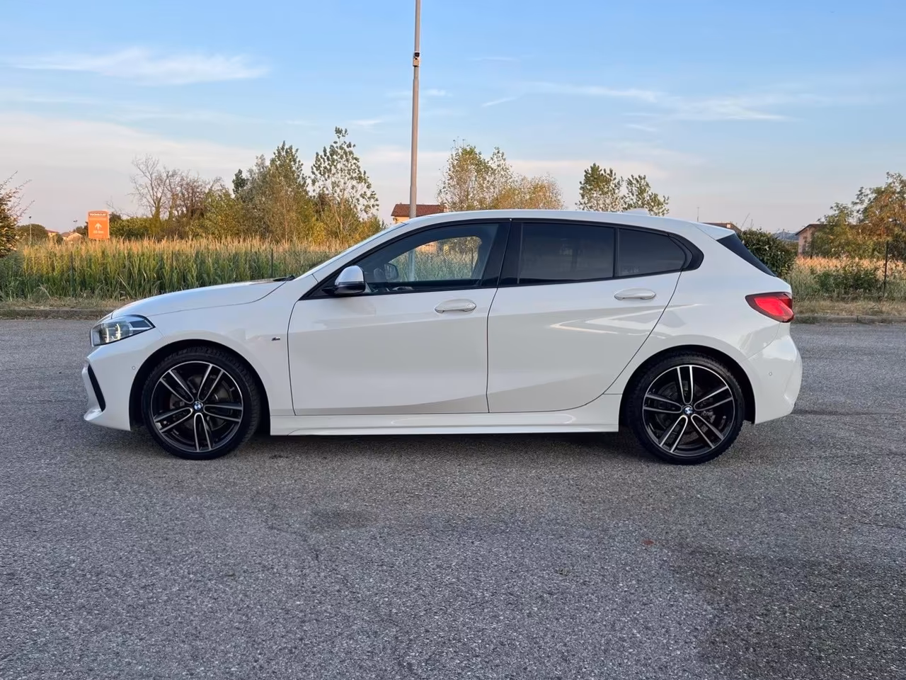 Bmw 118 118d 5p. Msport
