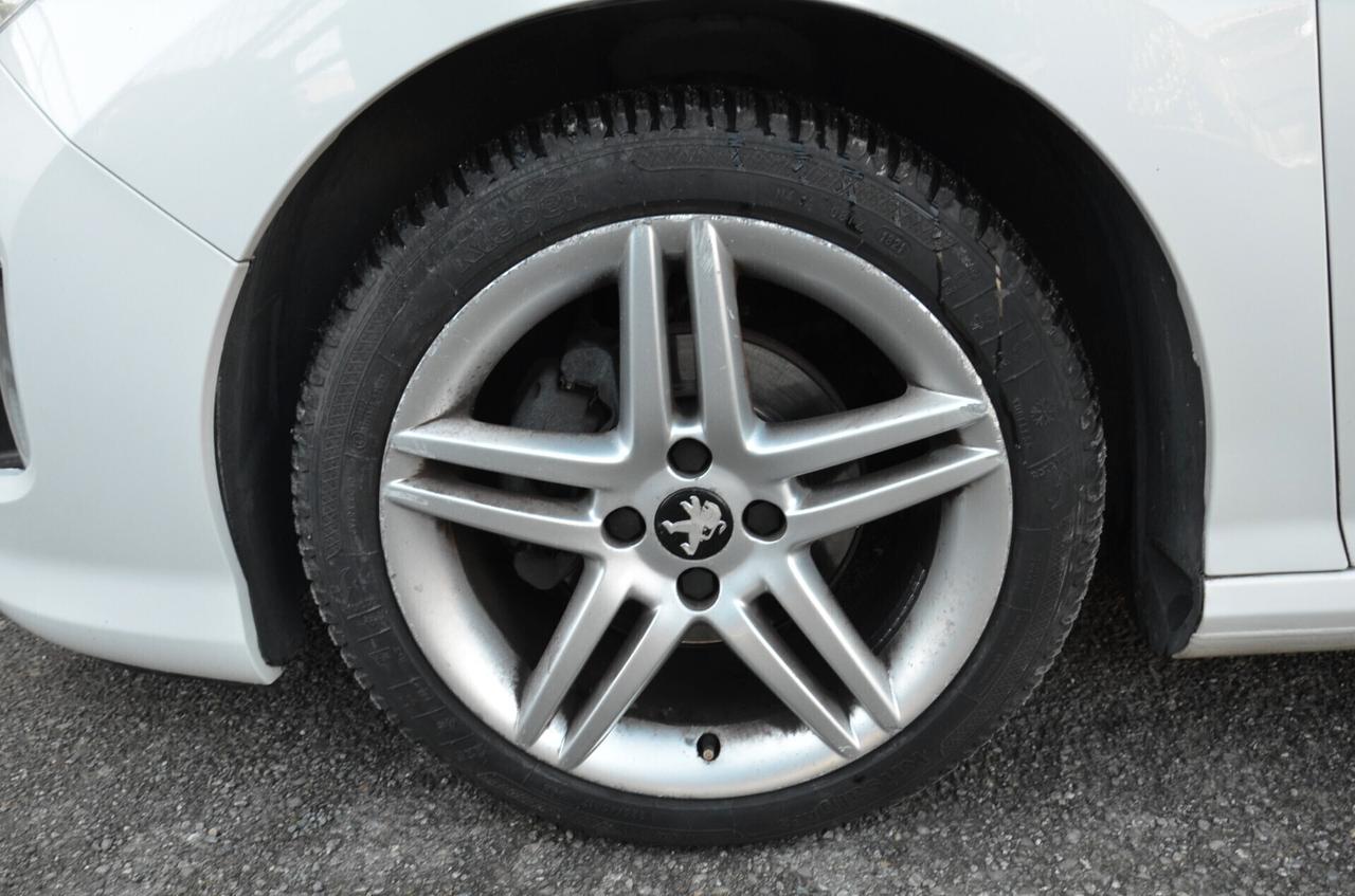 Peugeot 308 1.6 e-HDi 112CV Stop&Start CC Allure