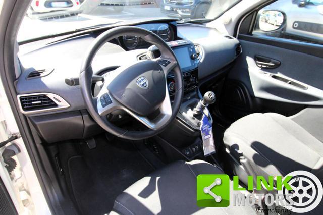 LANCIA Ypsilon 1.0 FireFly 5 porte S&S Hybrid Alberta Ferretti