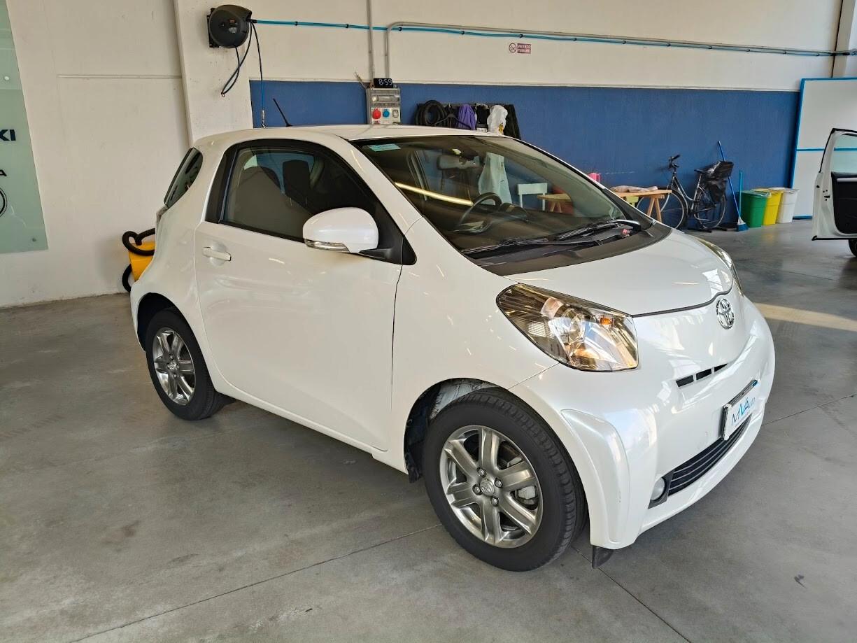 Toyota iQ 1.0 Sol CAMBIO AUTOMATICO POCHI KM
