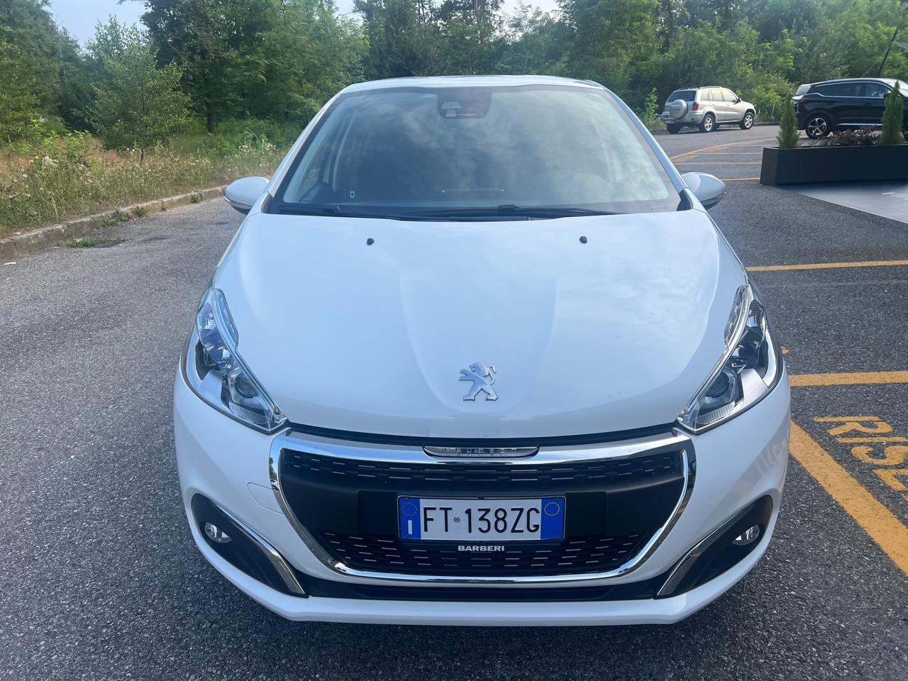 Peugeot 208 PureTech 82 Stop&Start 5 porte Signature