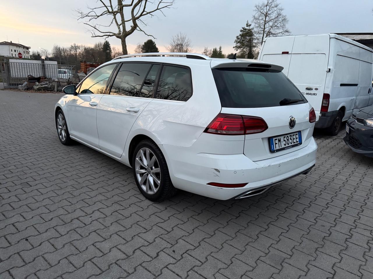 Volkswagen Golf Variant 1.6 TDI 110 CV 5p. Business BlueMotion Technology