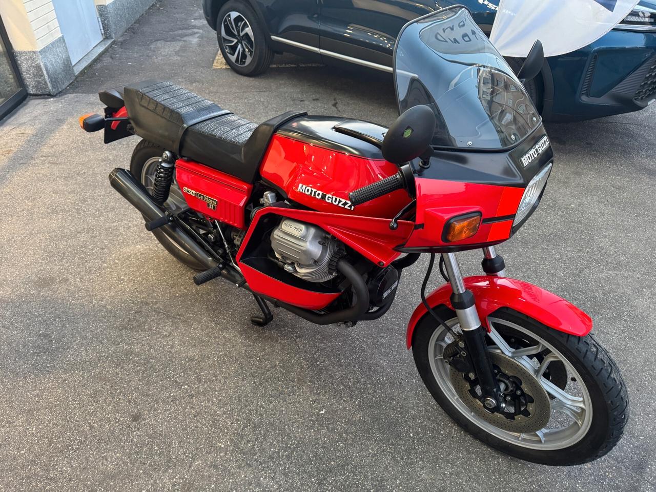 Moto Guzzi 850 Le Mans 2