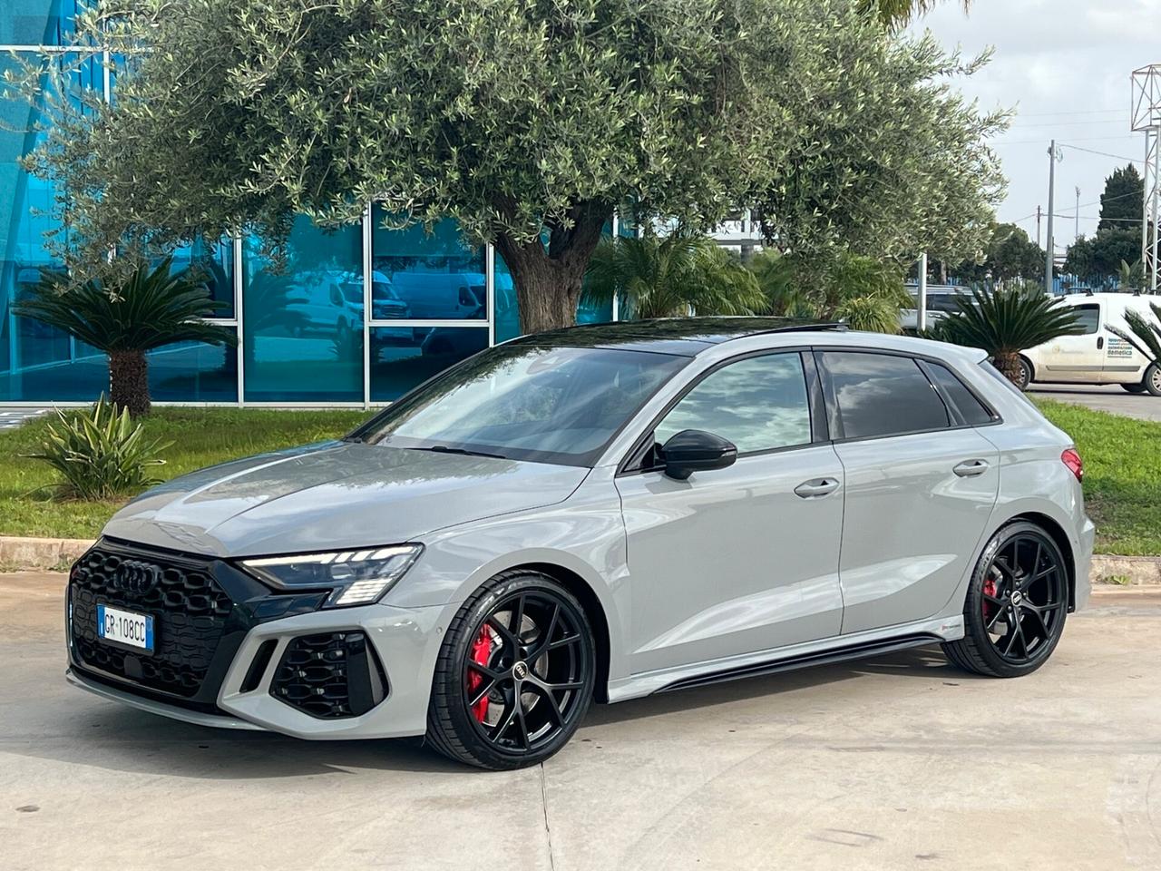 Audi RS3 Spb 2.5 tfsi possibilità noleggio no scoring