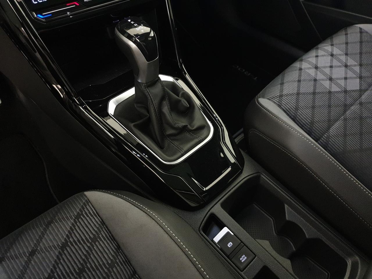 Volkswagen T-Roc 1.5 tsi r-line dsg