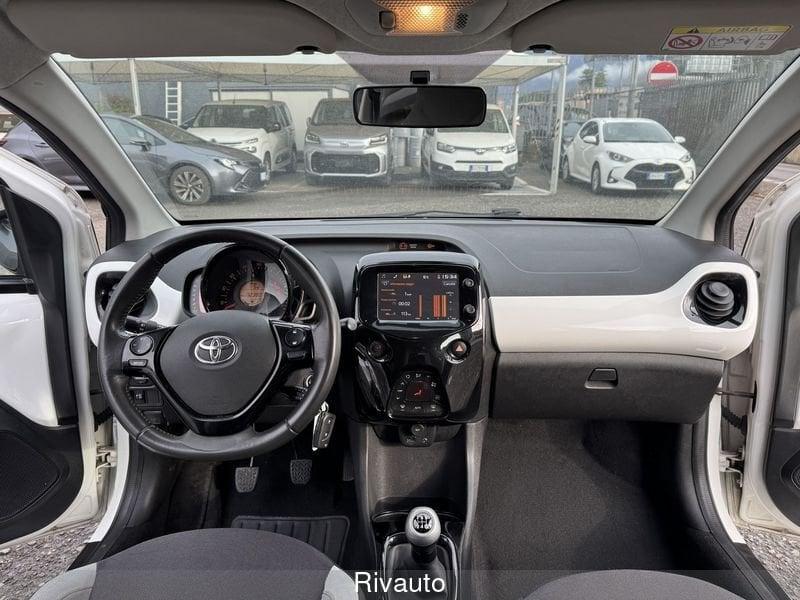 Toyota Aygo 1.0 VVT-i MMT x-play