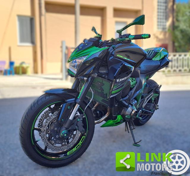 KAWASAKI Z 800 .