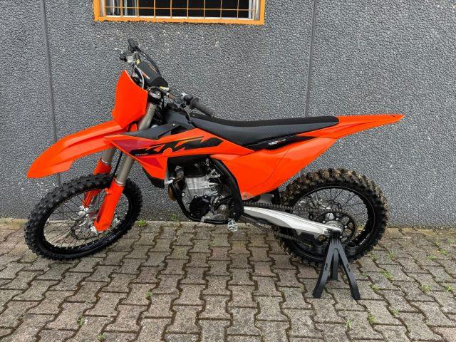 KTM SX-F 450 mod.2025 (34 ore di utilizzo)