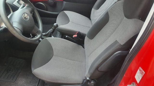 TOYOTA Aygo 1.0 12V VVT-i 3 porte Orange Connect NEOPATENTATI