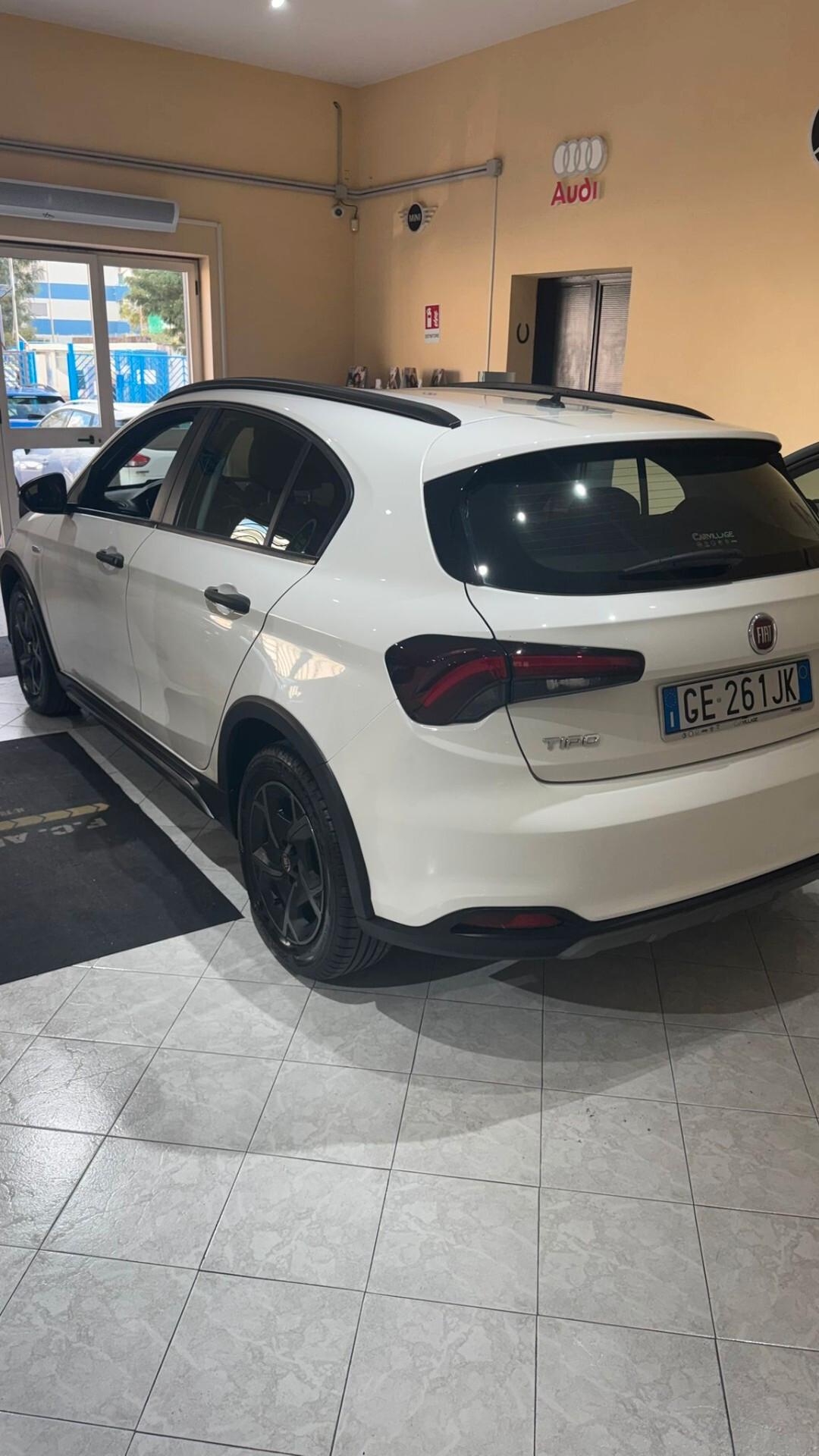 Fiat Tipo 1.6 Mjt S&S 5 porte City Cross
