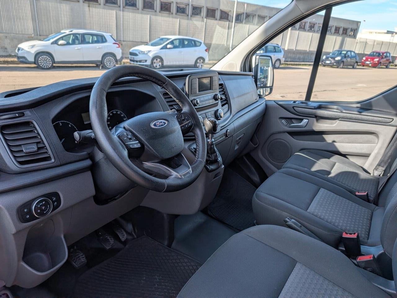 Ford Tourneo Custom 320 2.0 TDCi 130CV Trend