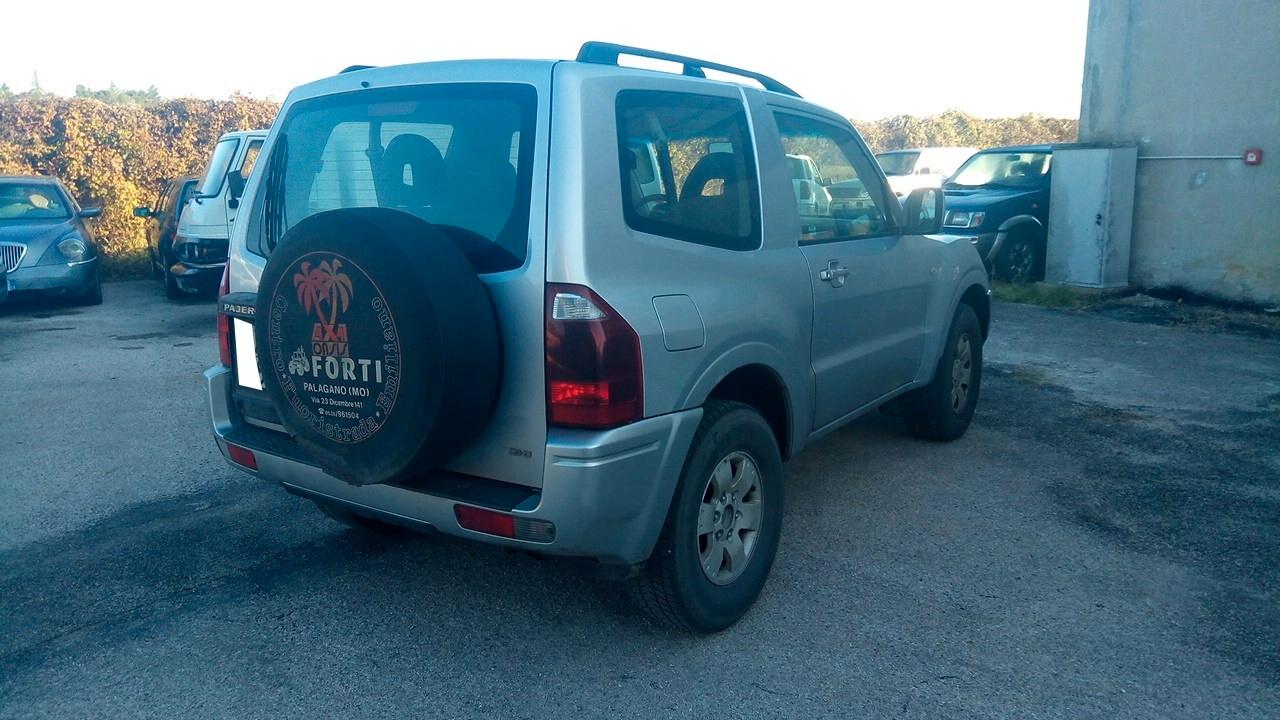 Mitsubishi Pajero III 3.2 16V DID 160CV 3p. GLX