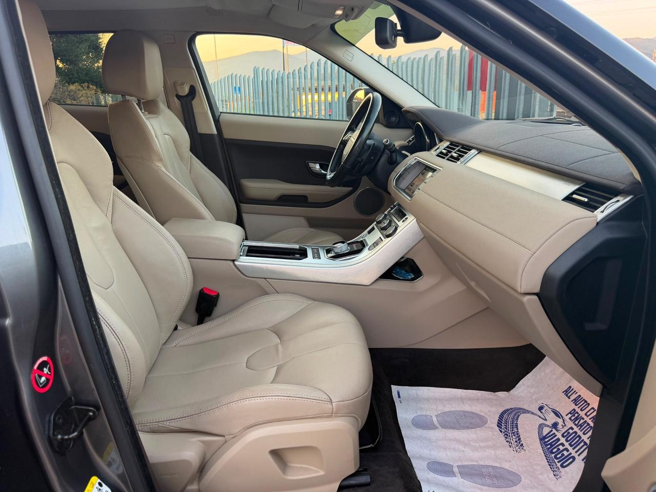 Land Rover Range Evoque 2.2 TD4 5p. Dynamic