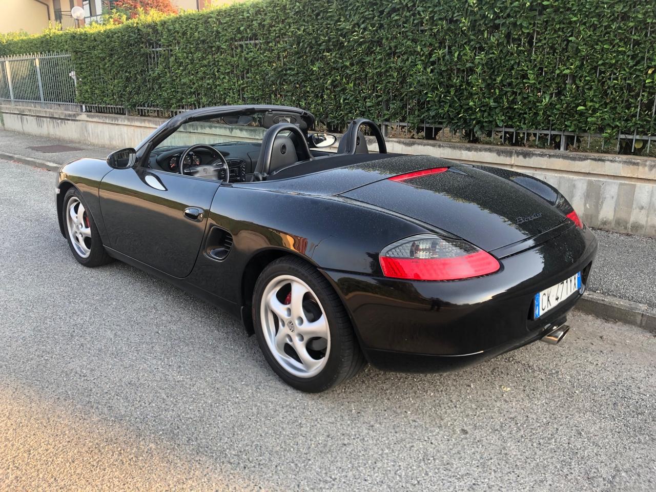 Porsche Boxster 2.5i 24V cat