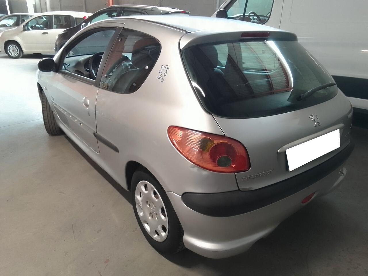 Peugeot 206 1.1 BENZINA OK NEO