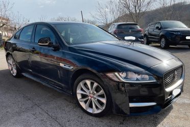 Jaguar XF 2.0 D 180 CV aut. R-Sport /(incidentata)