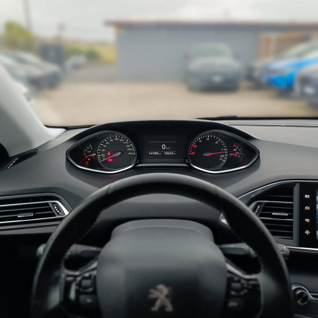 Peugeot 308 1.6 e-HDi 115 CV Stop&Start Allure