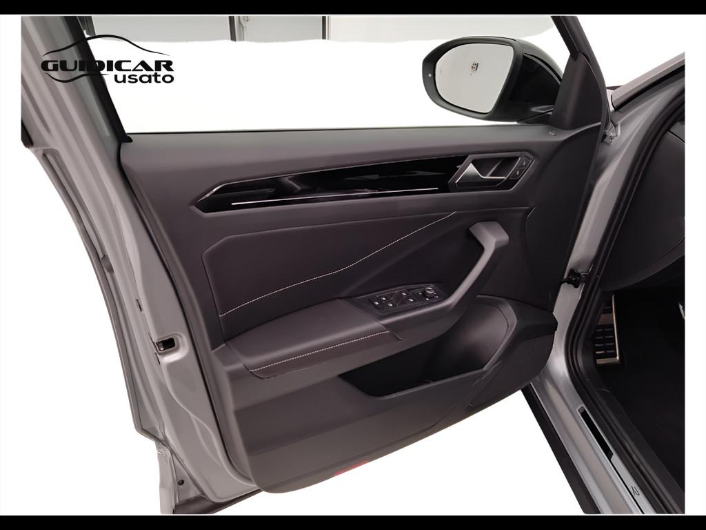 VOLKSWAGEN T-Roc 2022 - T-Roc 2.0 tdi R-Line 150cv dsg