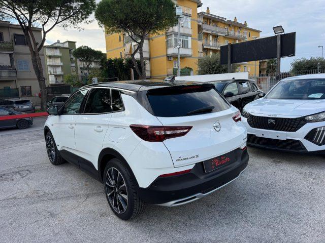 OPEL Grandland X 1.6 Hybrid Plug-in aut. AWD Design Line
