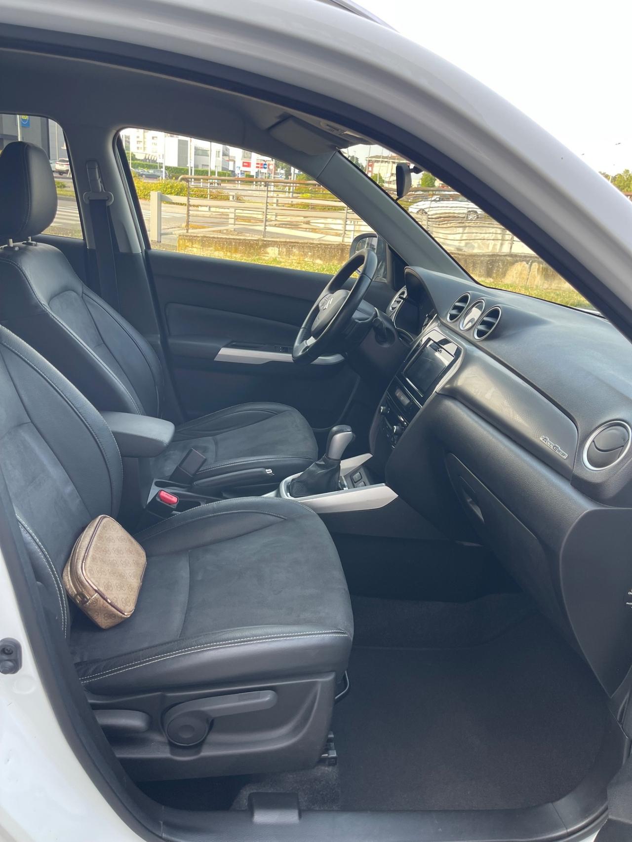 Suzuki Vitara 1.6 DDiS 4WD AllGrip DCT V-Top