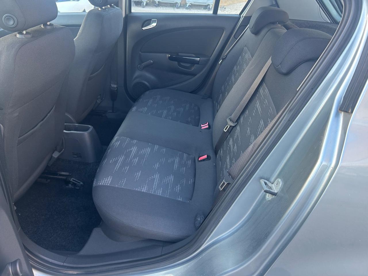 Opel Corsa 1.2 Benzina 68000Km Ok Neopatentati