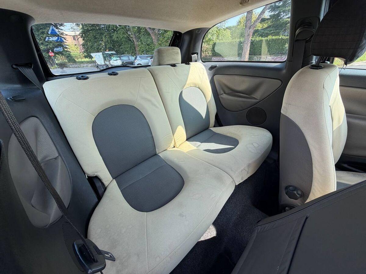 Lancia Ypsilon 1.2 8v