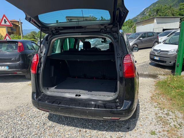 PEUGEOT 5008 BlueHDi 120 CV AUTOMATICA