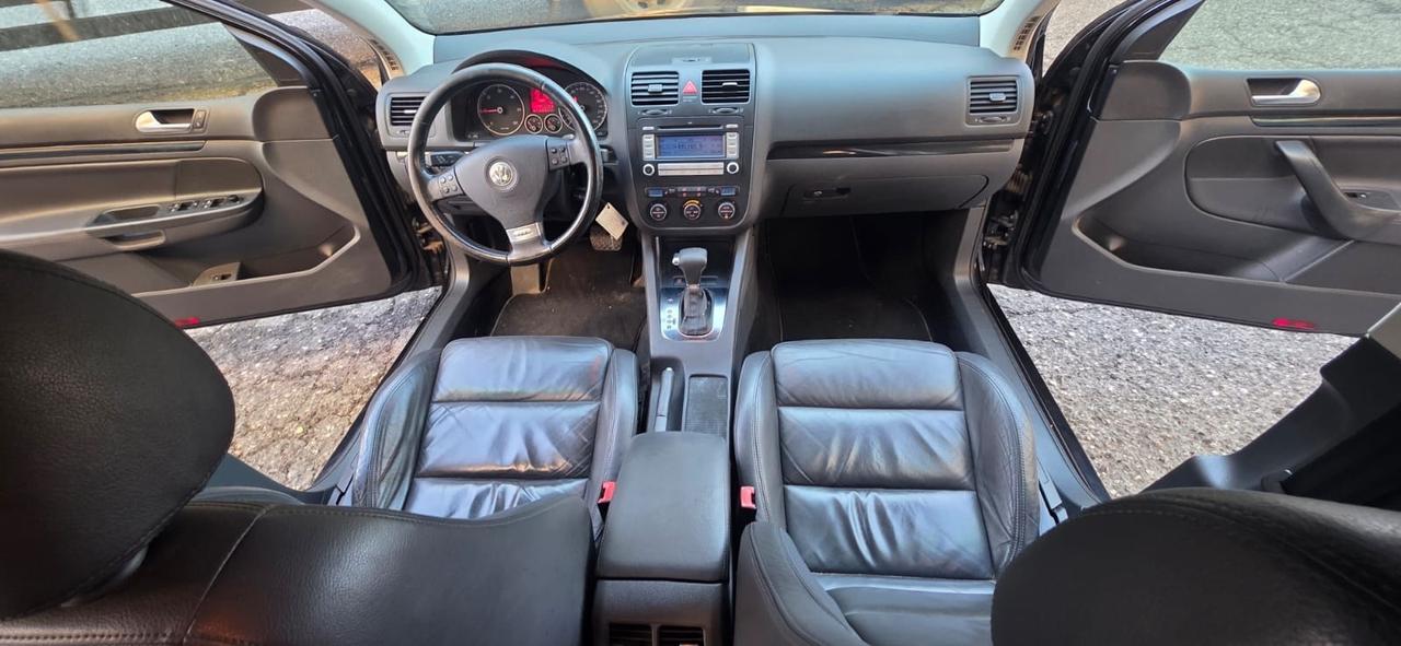 Volkswagen Golf 2.0 TDI DPF DSG Gt-line 5p