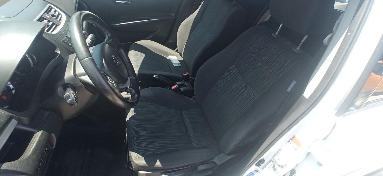 Suzuki Swift 1.3 D 1 PROPRIETARIO
