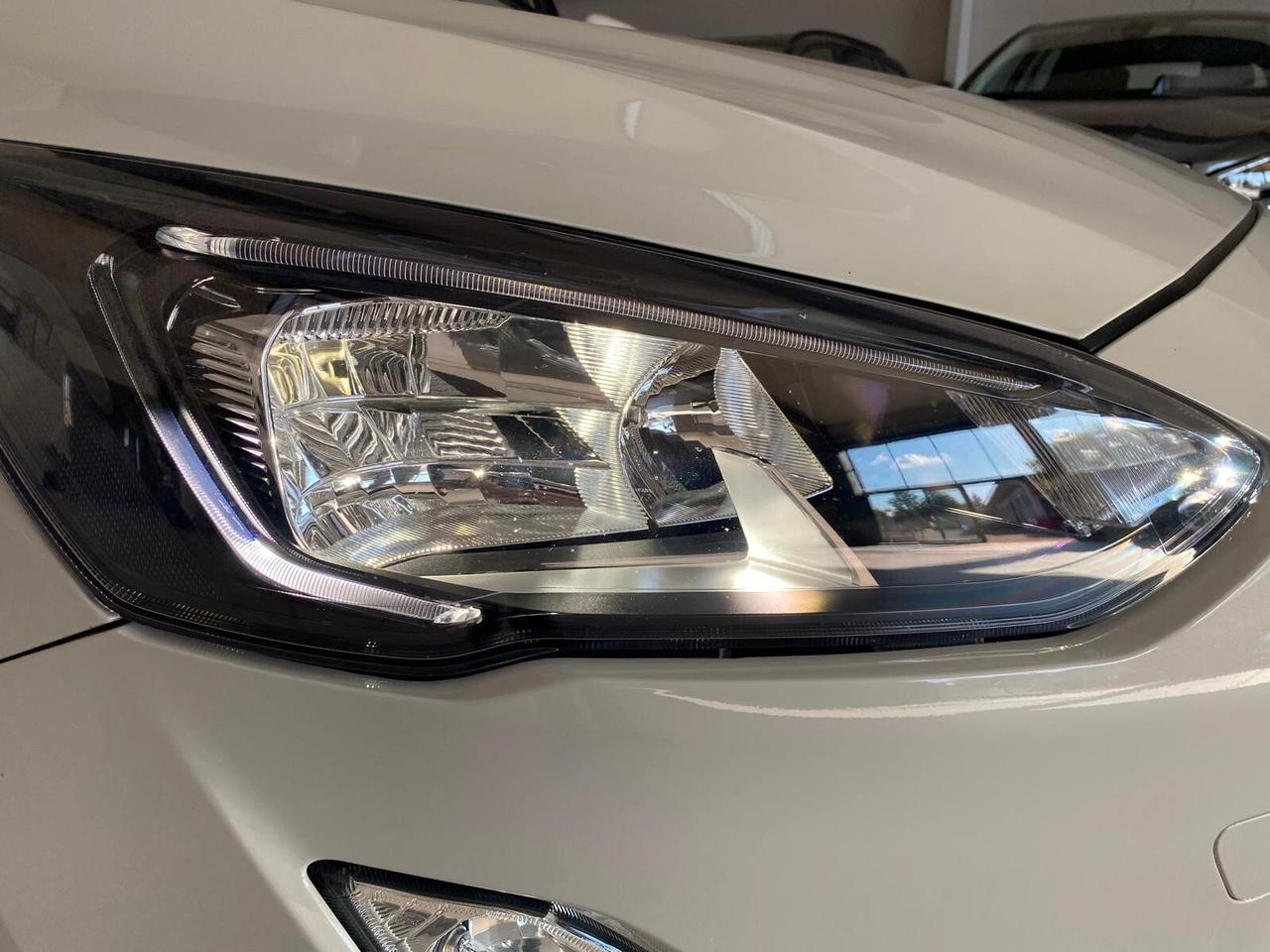 FORD FOCUS 1.5 ECOBLUE BUSINESS 120CV - FULL LED, NEOPATENTATI