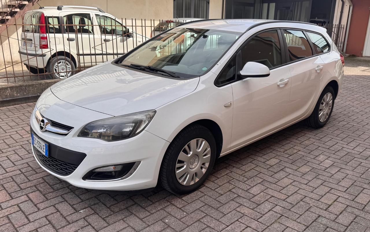 Opel Astra 1.7 CDTI 110CV Ok Neopatentati