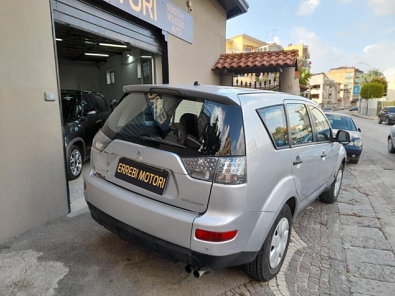 Mitsubishi Outlander 2.0 4X4