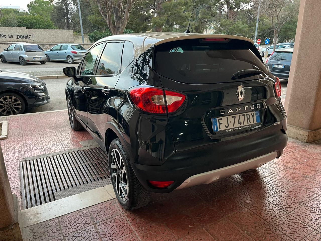 Renault Captur1.5dCi90CV Navi retro garantita-17