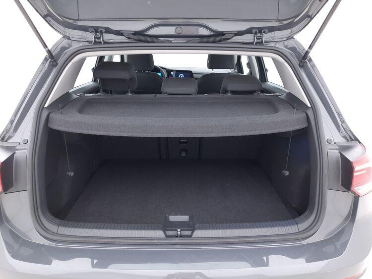 Volkswagen Golf Life DSG BR565347 1.0 Mild Hybrid 110CV