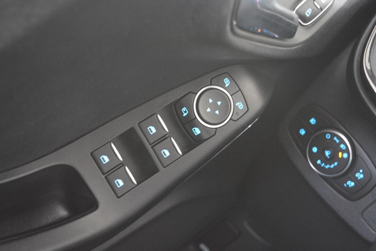 Ford Puma 1.0 EcoBoost Hybrid 125 CV S&S Titanium X