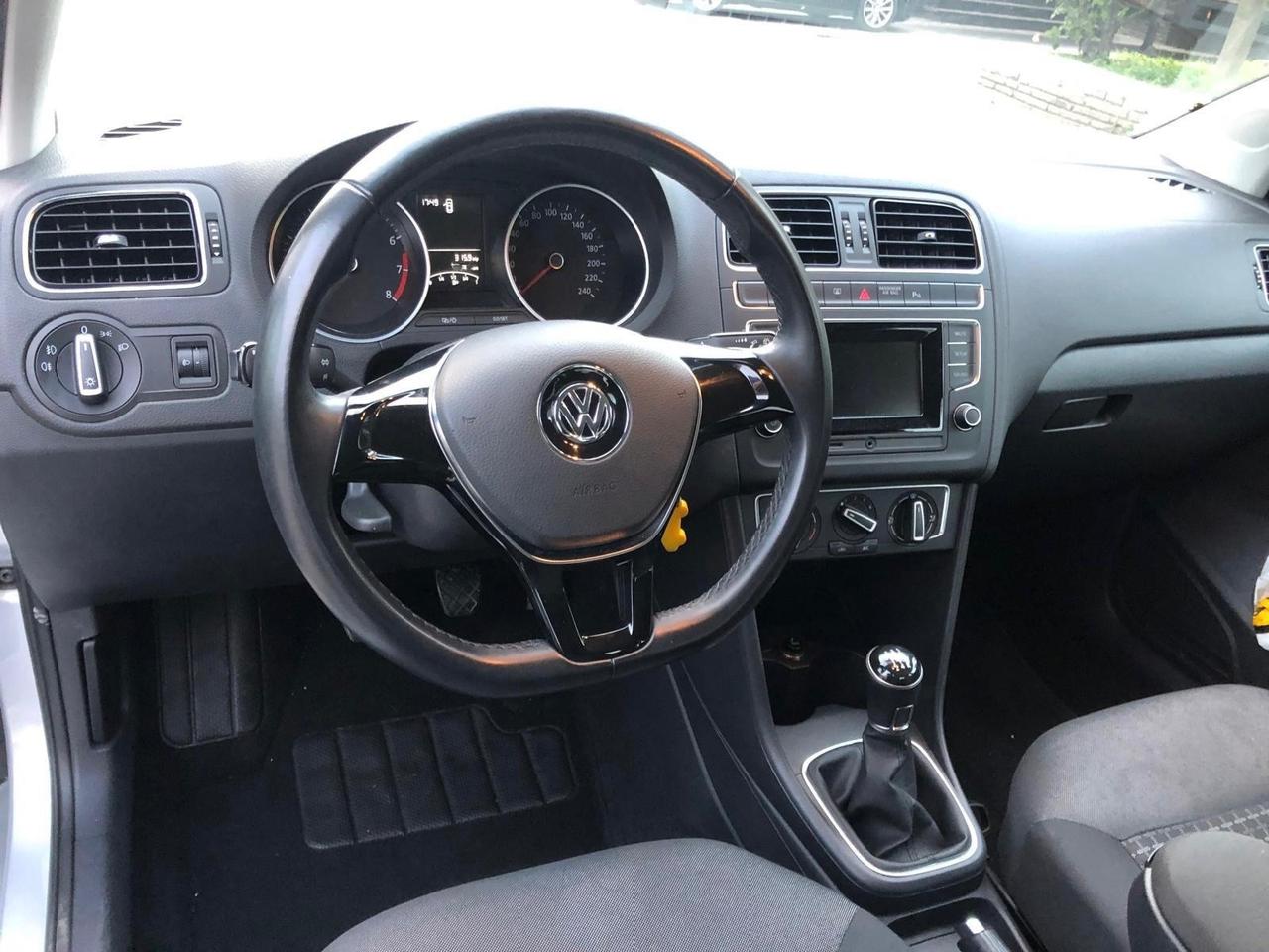 Volkswagen Polo 1.0 MPI 75 CV 5 PORTE NEOPATENTATI