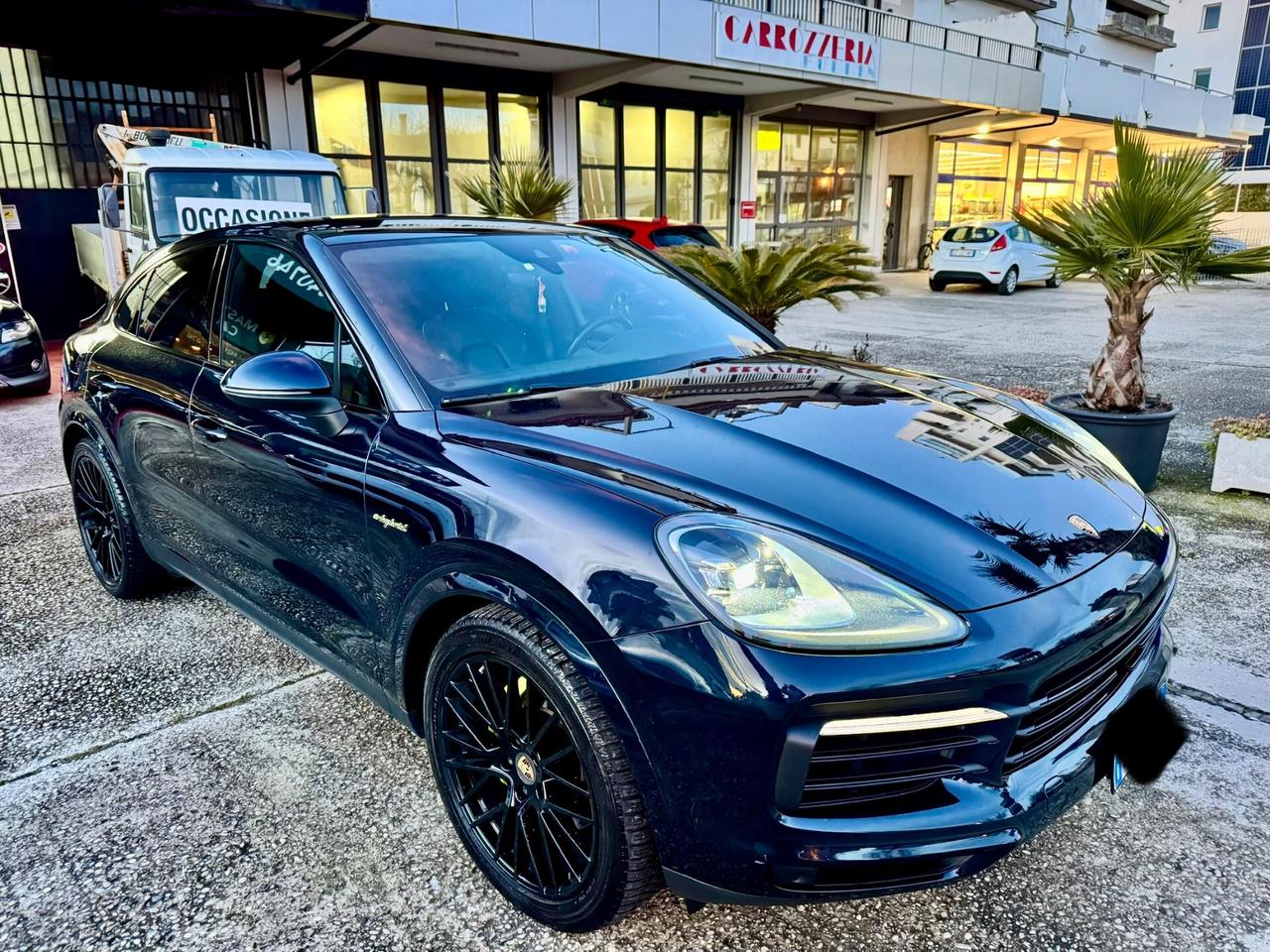 PORSCHE CAYENNE COUPE 3.0 462cv E-HYBRID FULL (PERMUTO)