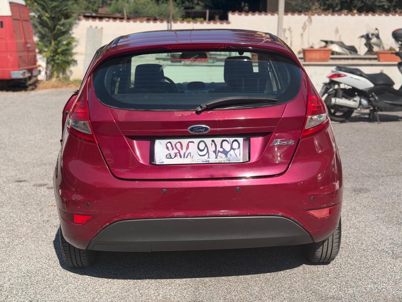 Ford Fiesta Ikon 1.4 TDCi 70CV 5 porte