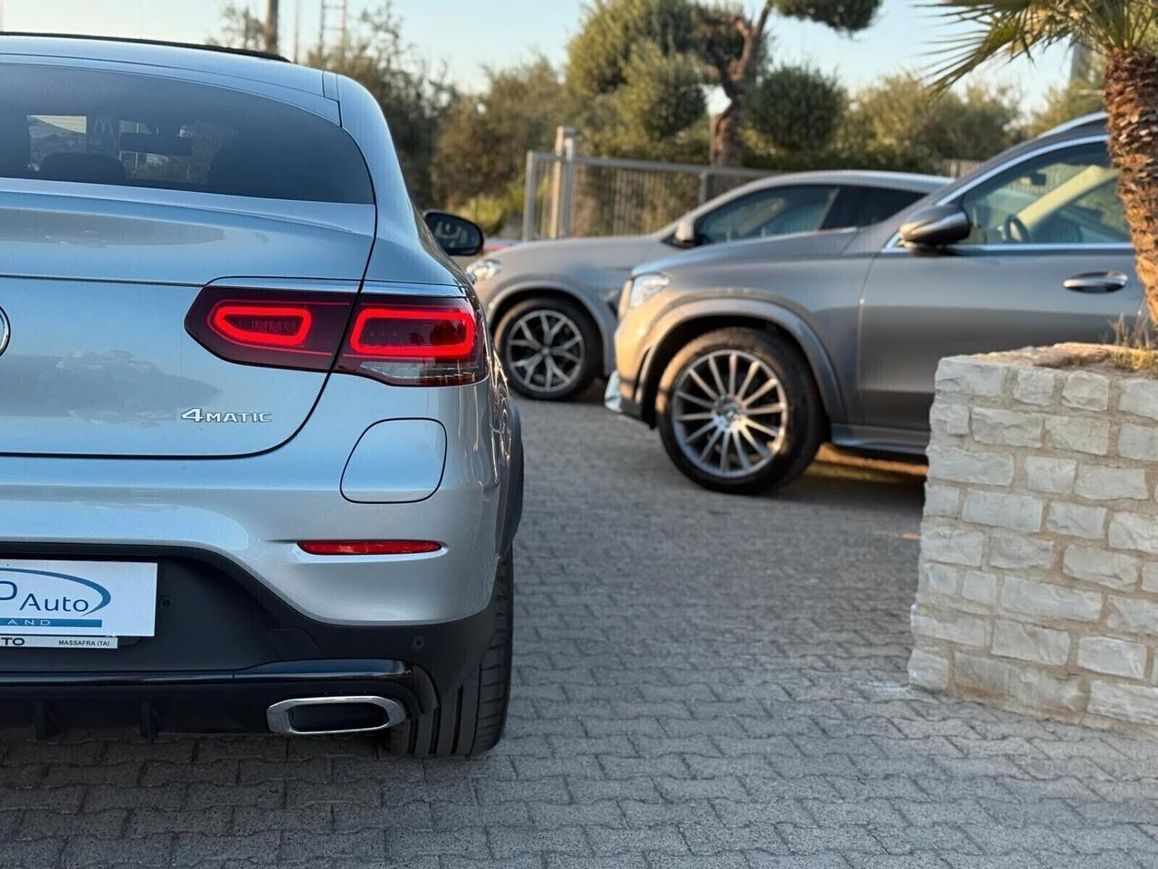 GLC Coupé 300 de 4Matic 306cv Premium AMG Tetto Pedane