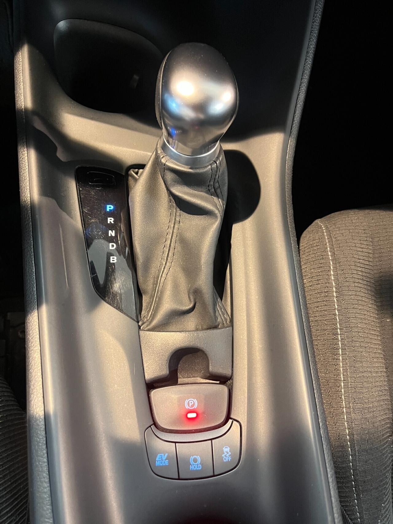 Toyota C-HR 1.8 Hybrid E-CVT tagliandi Toyota
