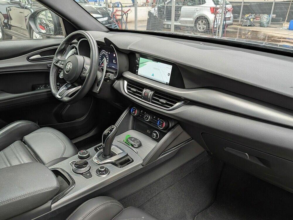 Alfa Romeo Stelvio Veloce Q4 Autm. 4WD MEMORYACC R-CAM