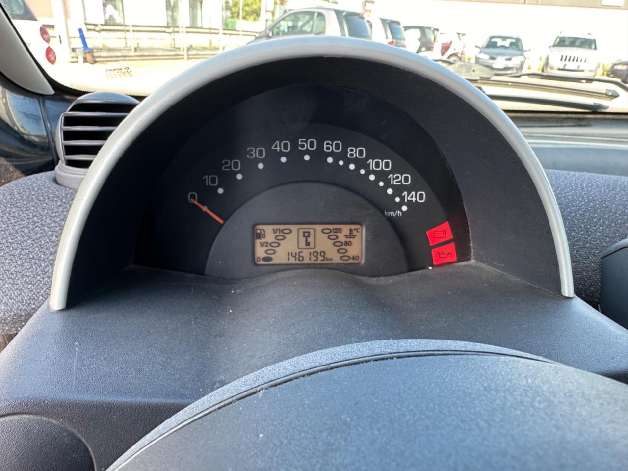 Smart 700 city-coupé pure (37 kW)