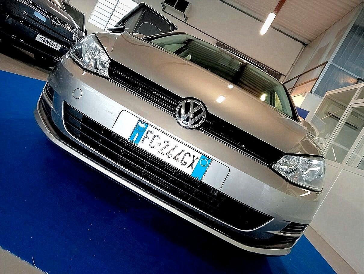 Volkswagen Golf VII 1.2 TSI Trendline 85cv EURO6 NEOPATENTATO