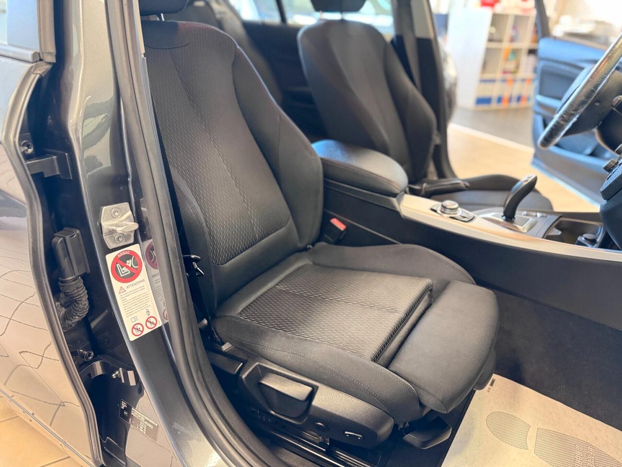 Bmw 118 118d 5p. Unique