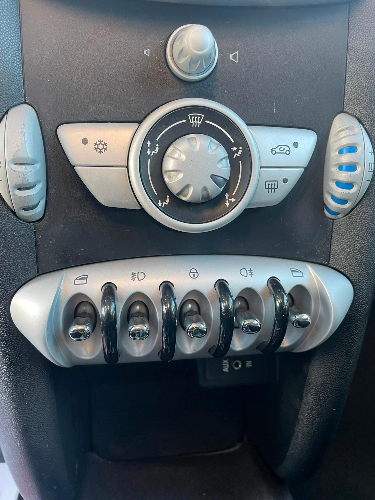 Mini Mini 1.6 16V Cooper 120cv