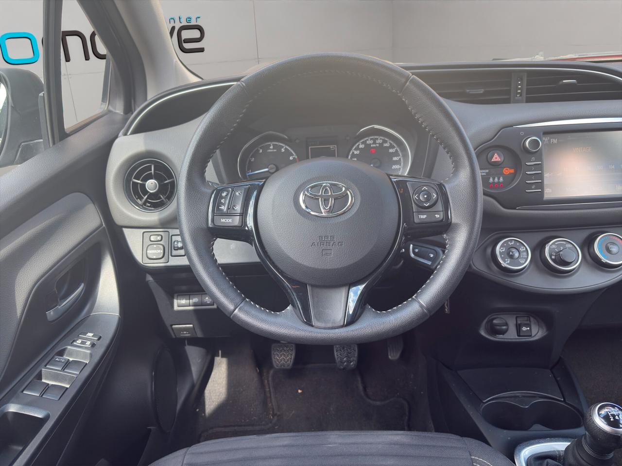 Toyota Yaris 1.0 72 CV 5 porte Active