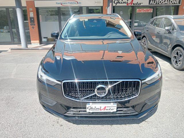 VOLVO XC60 B4 (d) Geartronic Momentum HYBRID/DIESEL