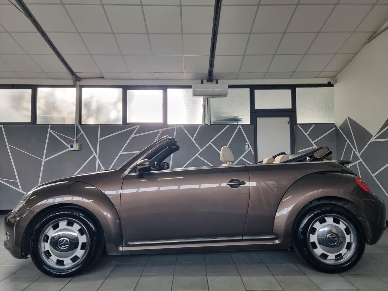 Volkswagen Maggiolino Cabrio 2.0 TDI Design NEOPATENTATI
